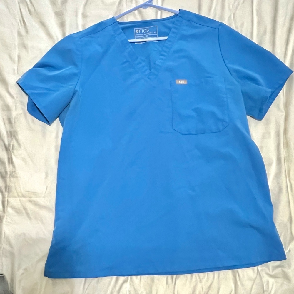 FIGS Scrub Top